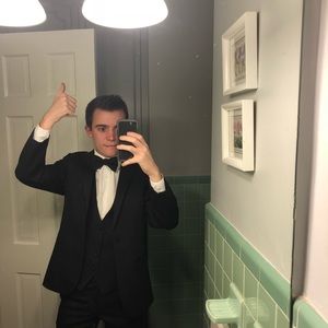 Meet your Posher, Whitt